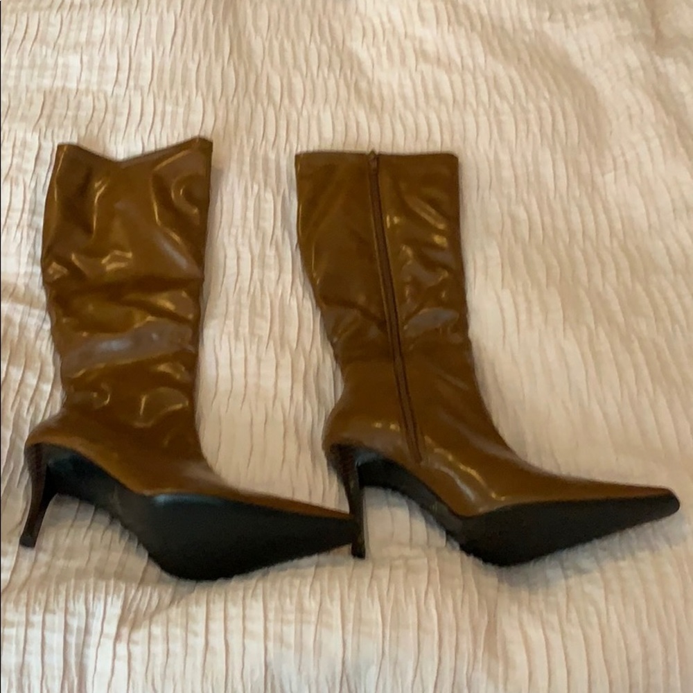 NWT Autumn British Tan Rebel Stretch Boots (8.5)